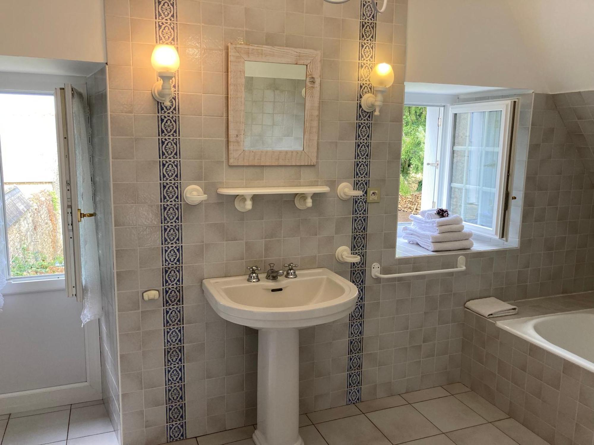 Malansac Manoir De Saint-Fiacre Bed & Breakfast エクステリア 写真